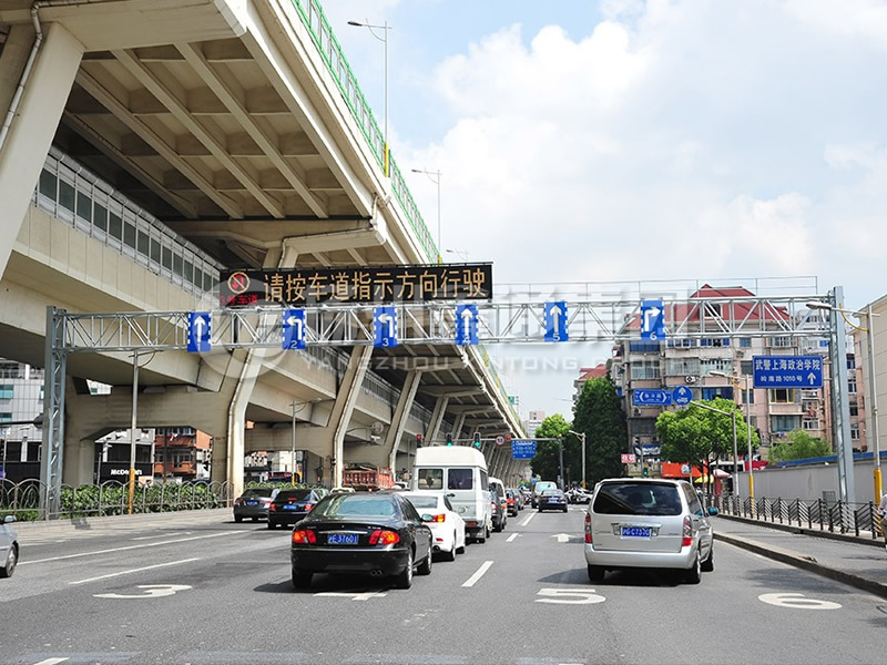 LMJ-034，車道標志牌龍門架